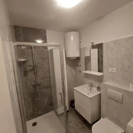 Duje Apartment