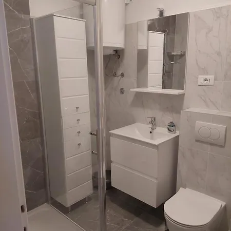 Duje Apartment *