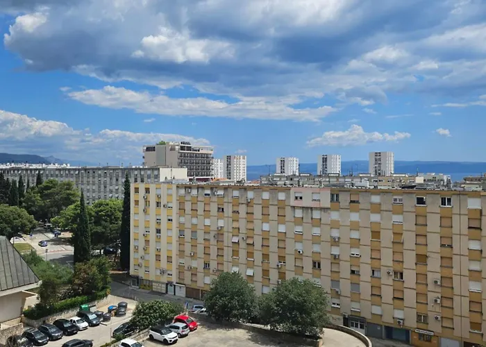 Duje Apartment Split